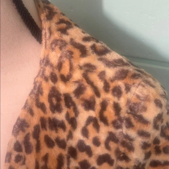 Leopard Print Cropped Jacket - Picture 4 of 4